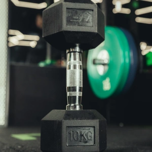 Rubber-coated HEX cast-iron dumbbell 10 kg - UpForm